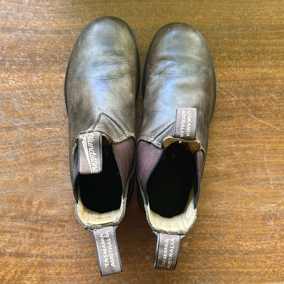 Blundstone Women’s Brown Leather Shoes - Picture 2 of 3